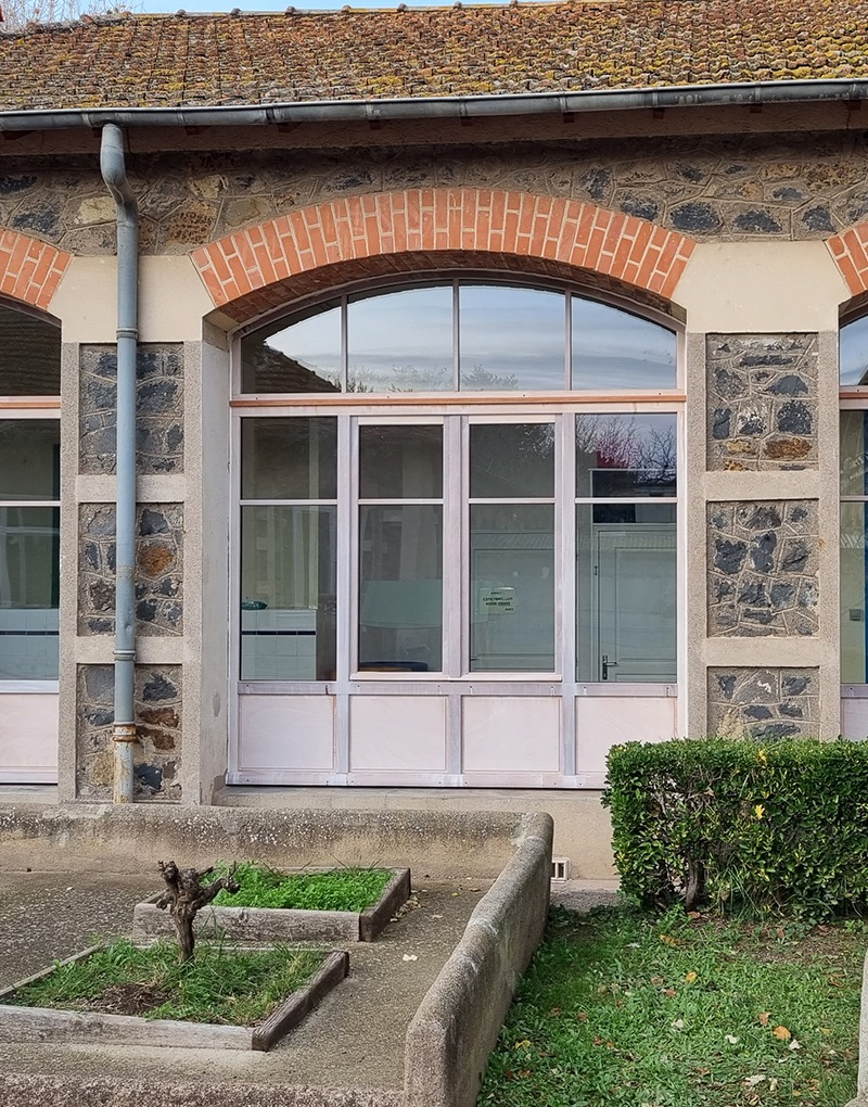menuiseriecerutti_galerie_ecole_fenetre